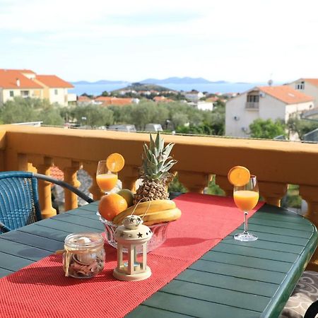 Apartmani Sarlija Pakoštane Екстериор снимка