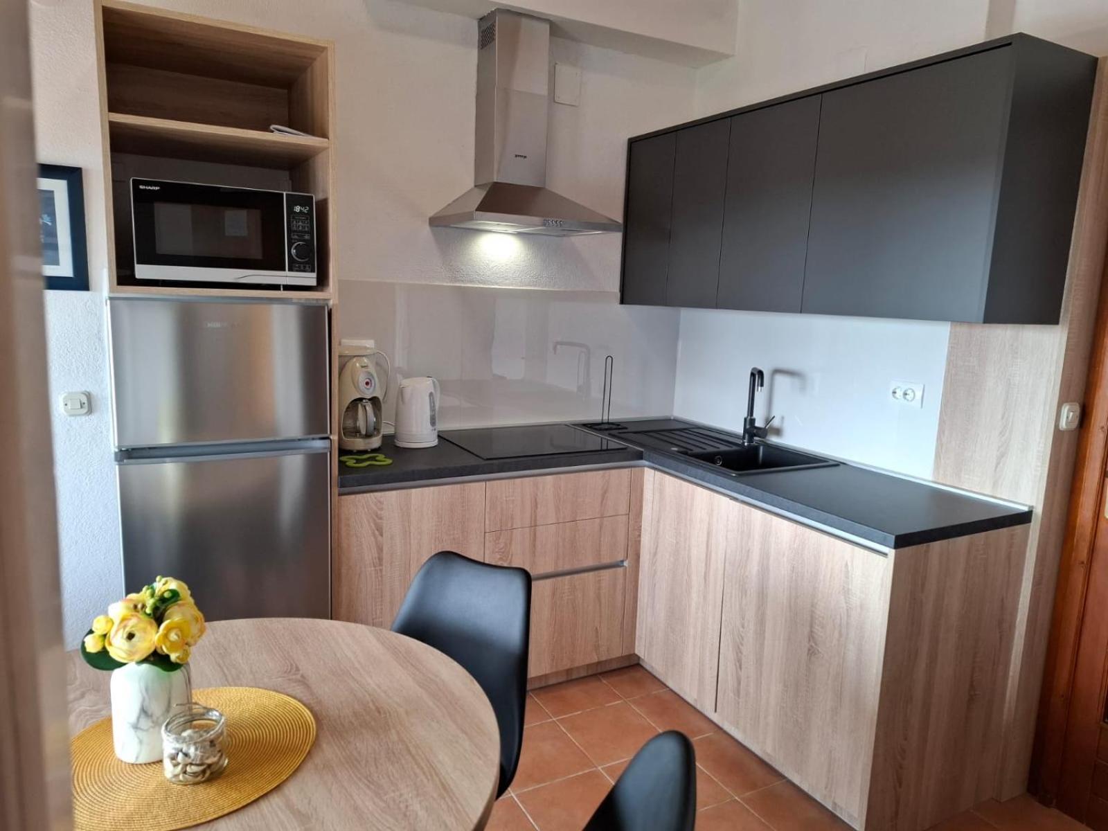 Apartmani Sarlija Pakoštane Екстериор снимка